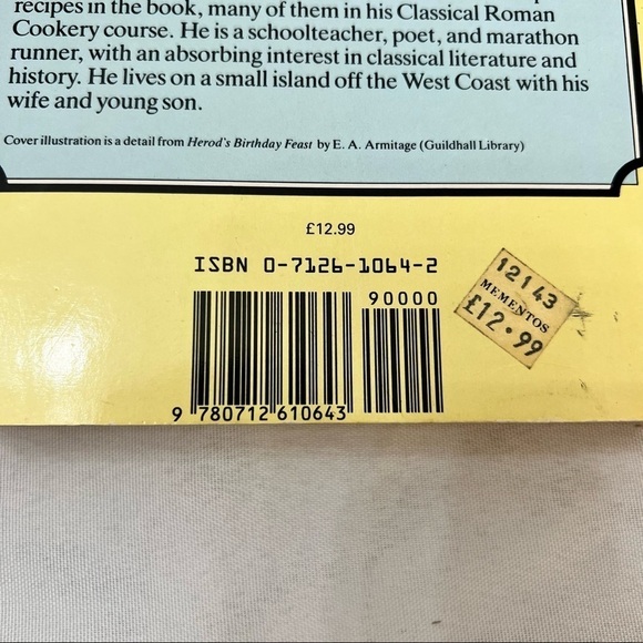 The Roman Vintage 80s Cookbook - Picture 10 of 11